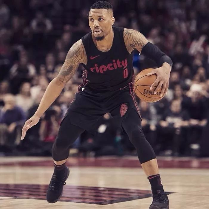 困难击倒 困难击倒